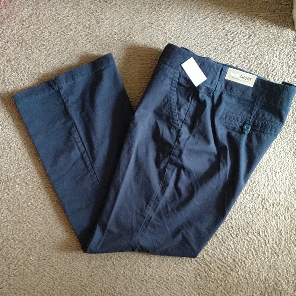 Women's Maurices Dress Casual Pants. 15/16 Short